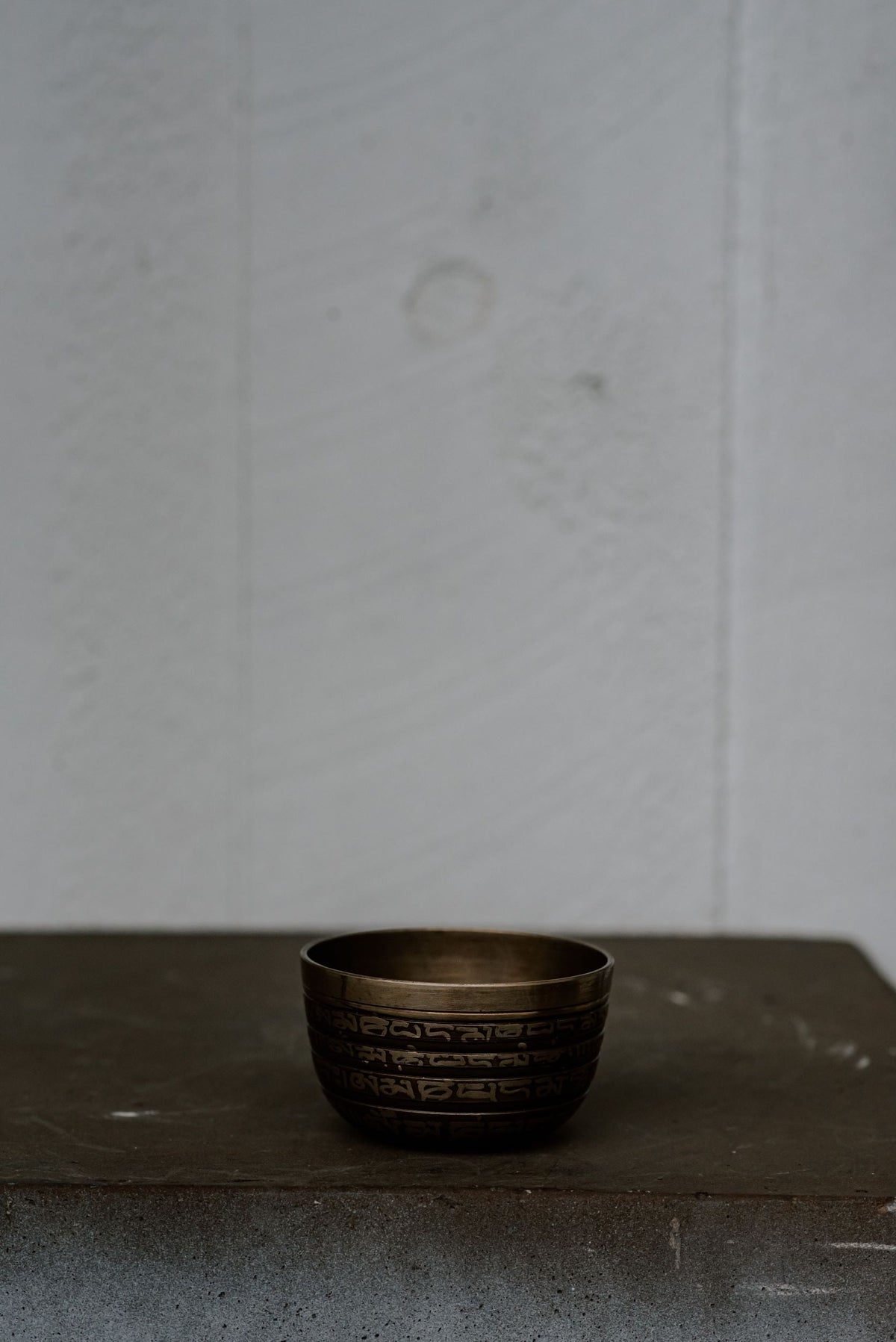 Tibetan Mantra Carved Singing Bowls - Zen Warrior Shop