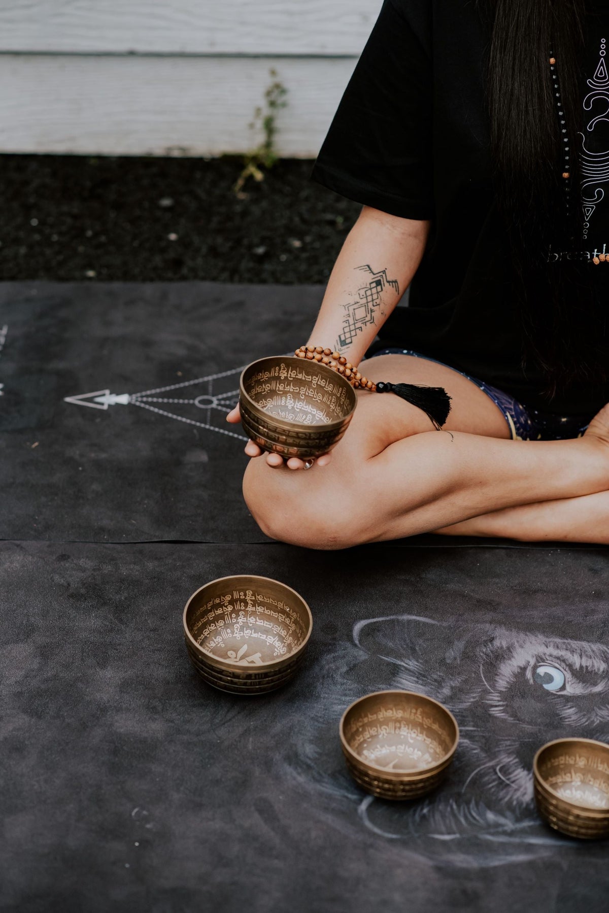 Tibetan Mantra Carved Singing Bowls - Zen Warrior Shop